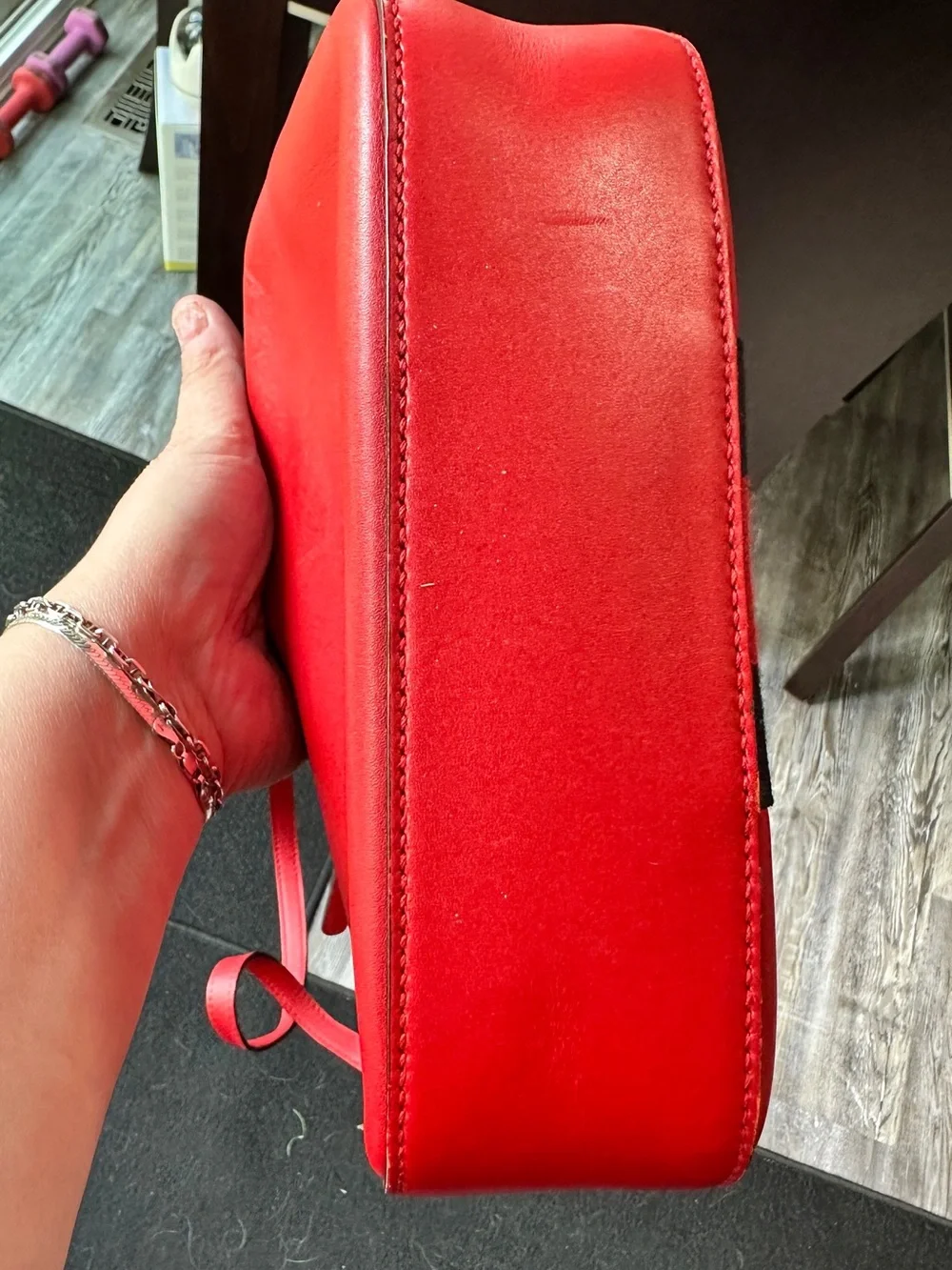 Gucci Webby Bee Red Leather Web Stripe Shoulder Crossbody Bag Authentic